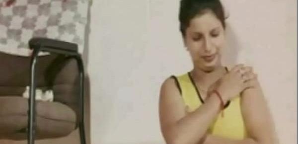  LONELY LADY Mallu Aunty Romance In Home